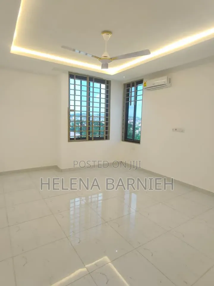 2bdrm Apartment in Helena Estate Agency, Ofankor for rent in Ofankor