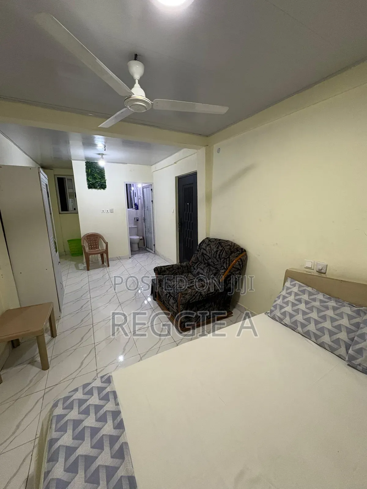 - *2 Bedroom* Nice, Fully Furnished Flat. Short Stay. in Ga South Municipal