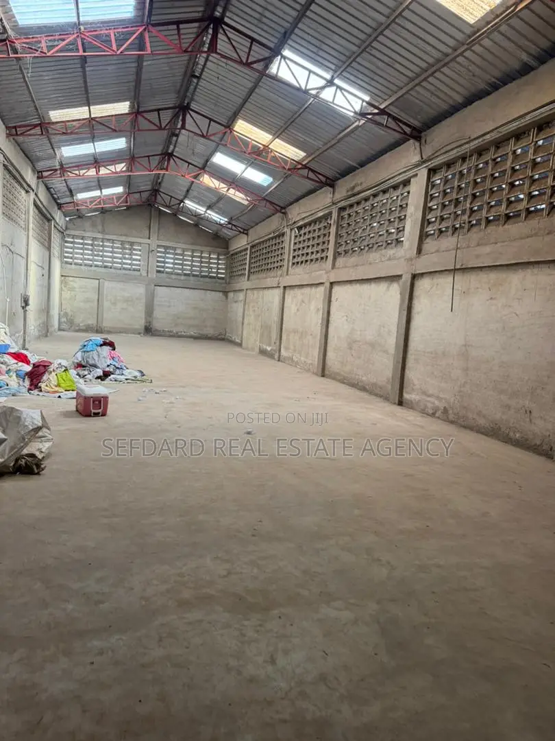 350 SQM Warehouse for Rent at Weija in Weija