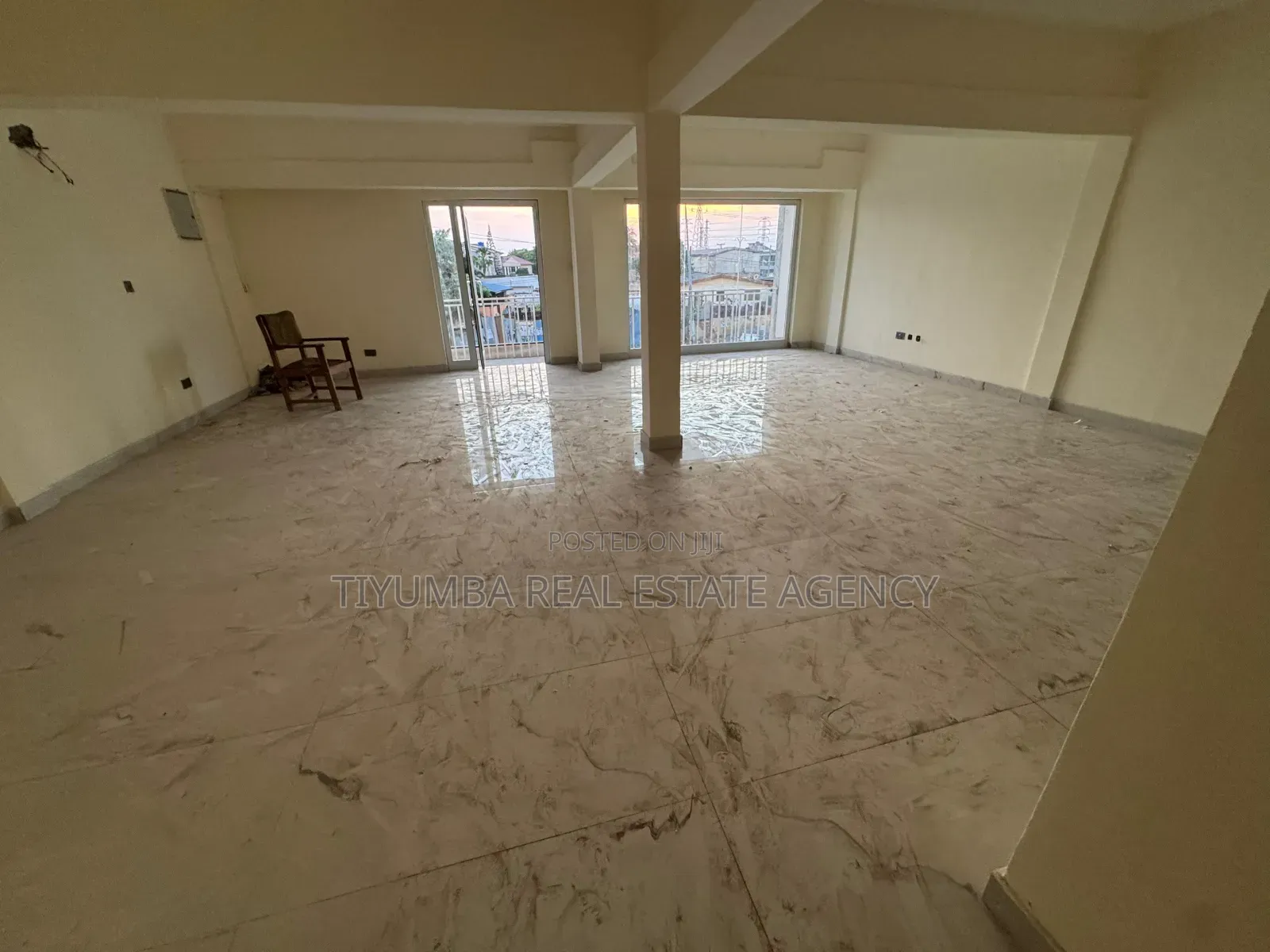 Double Shop Space for Rent at Dzurwulu. in Dzorwulu