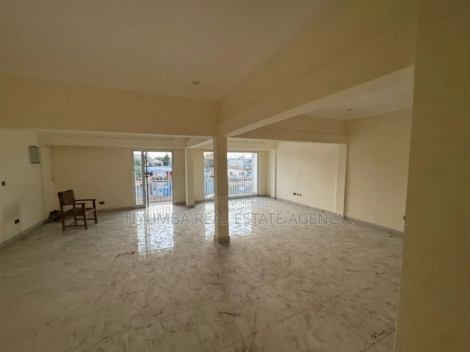 Double Shop Space for Rent at Dzurwulu. in Dzorwulu