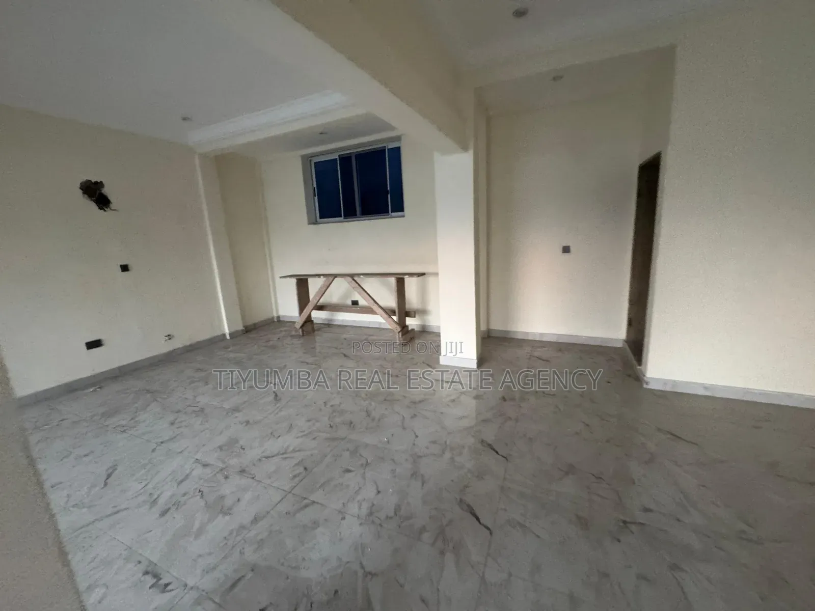Double Shop Space for Rent at Dzurwulu. in Dzorwulu