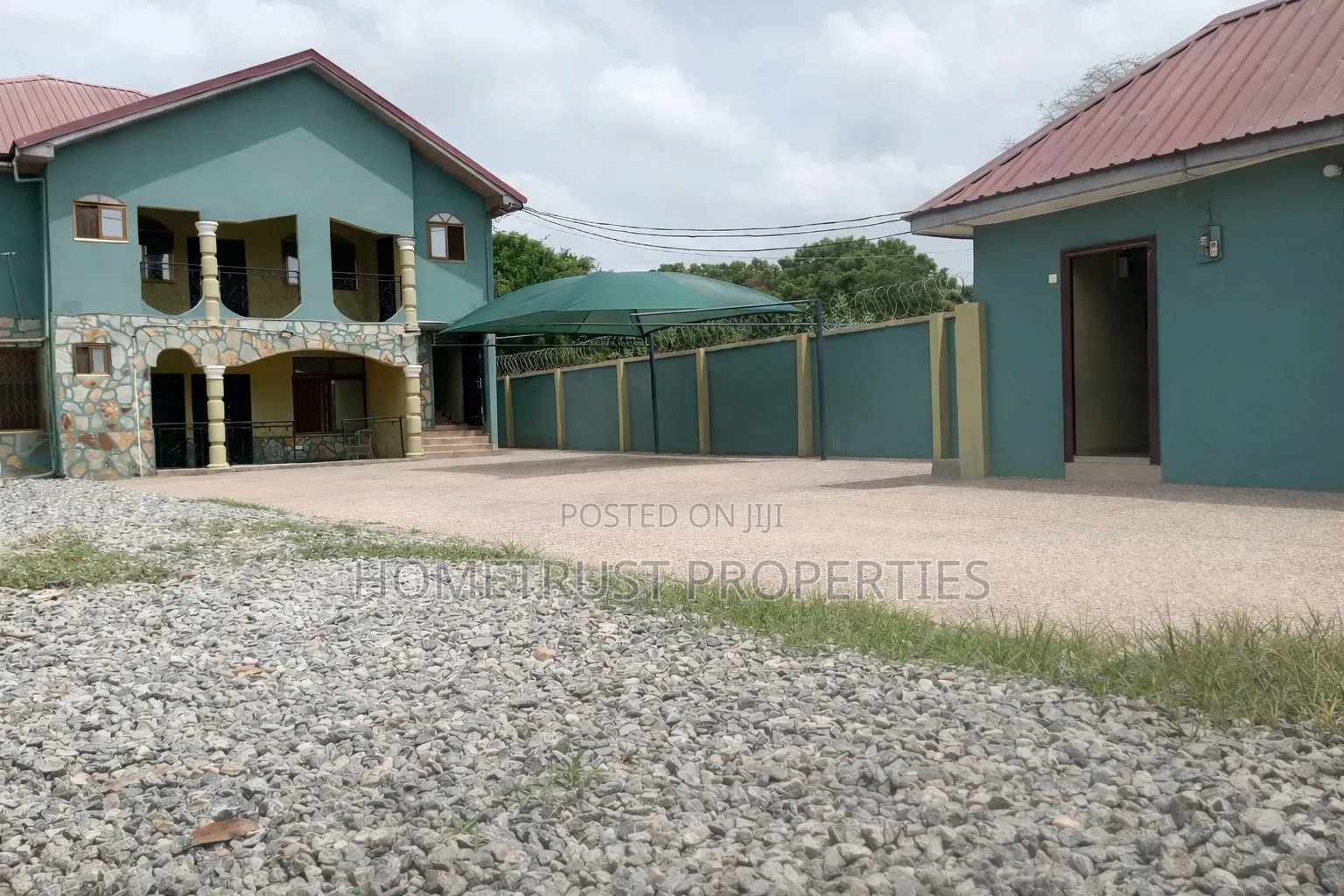 6bdrm Duplex in Pokuase Amanfrom for sale in Pokuase