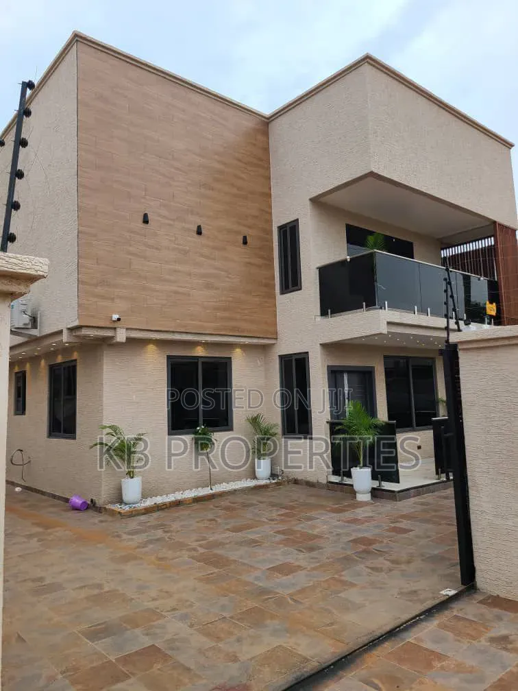 4bdrm Duplex in Kb Properties, American House for rent in American House