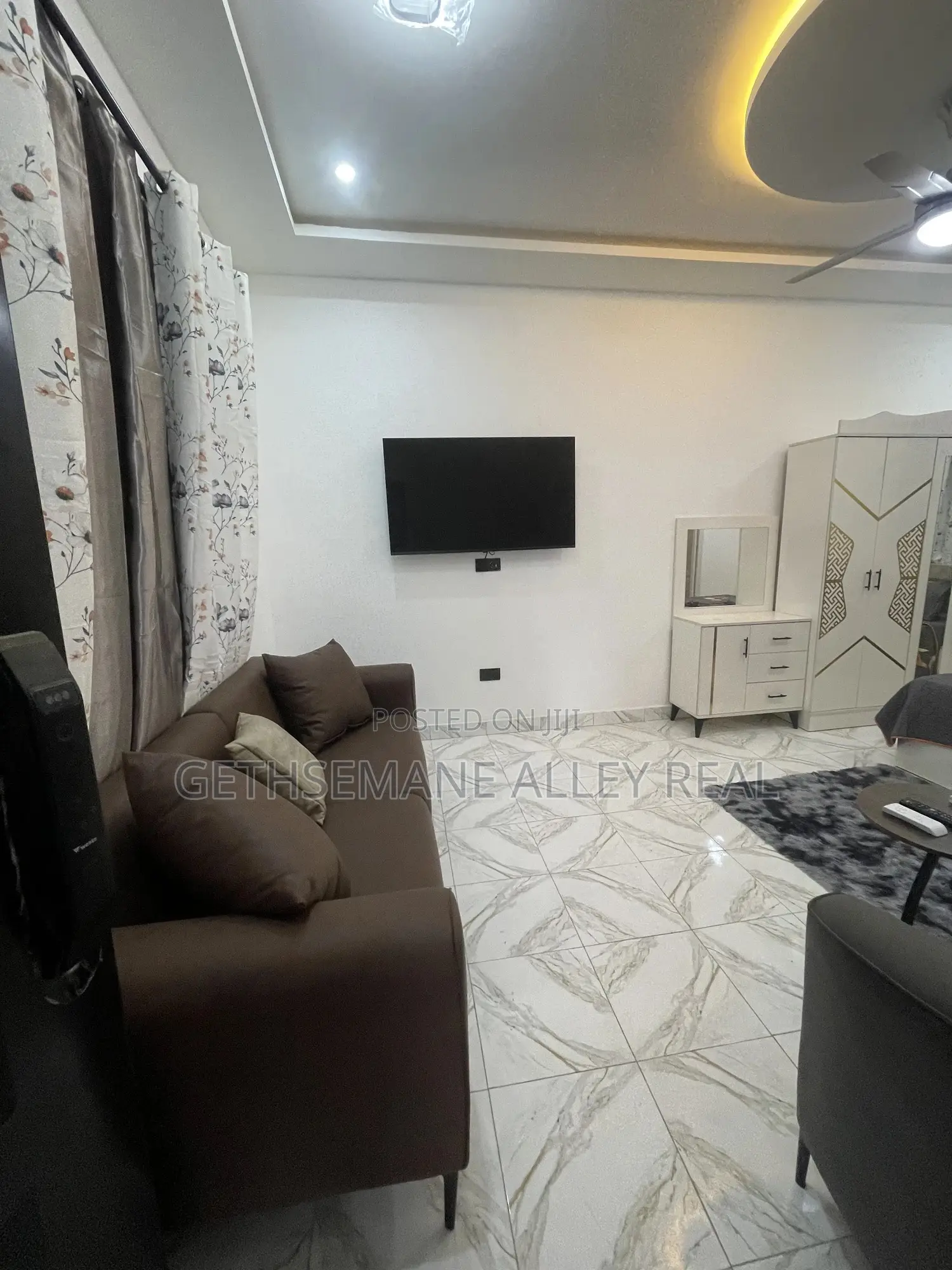 Furnished 1bdrm Apartment in Broadcasting, West for rent in West Hills Mall Area