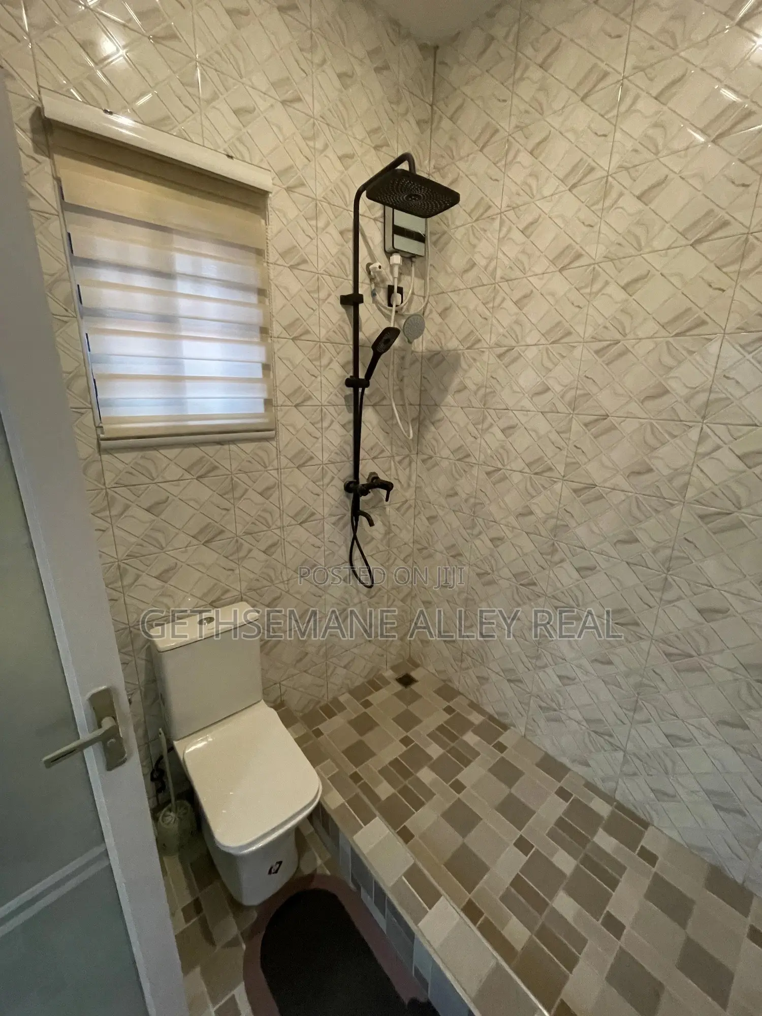 Furnished 1bdrm Apartment in Broadcasting, West for rent in West Hills Mall Area