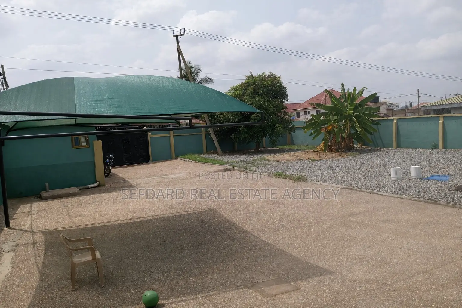 6bdrm House in Sefdard Properties, Pokuase for sale in Pokuase