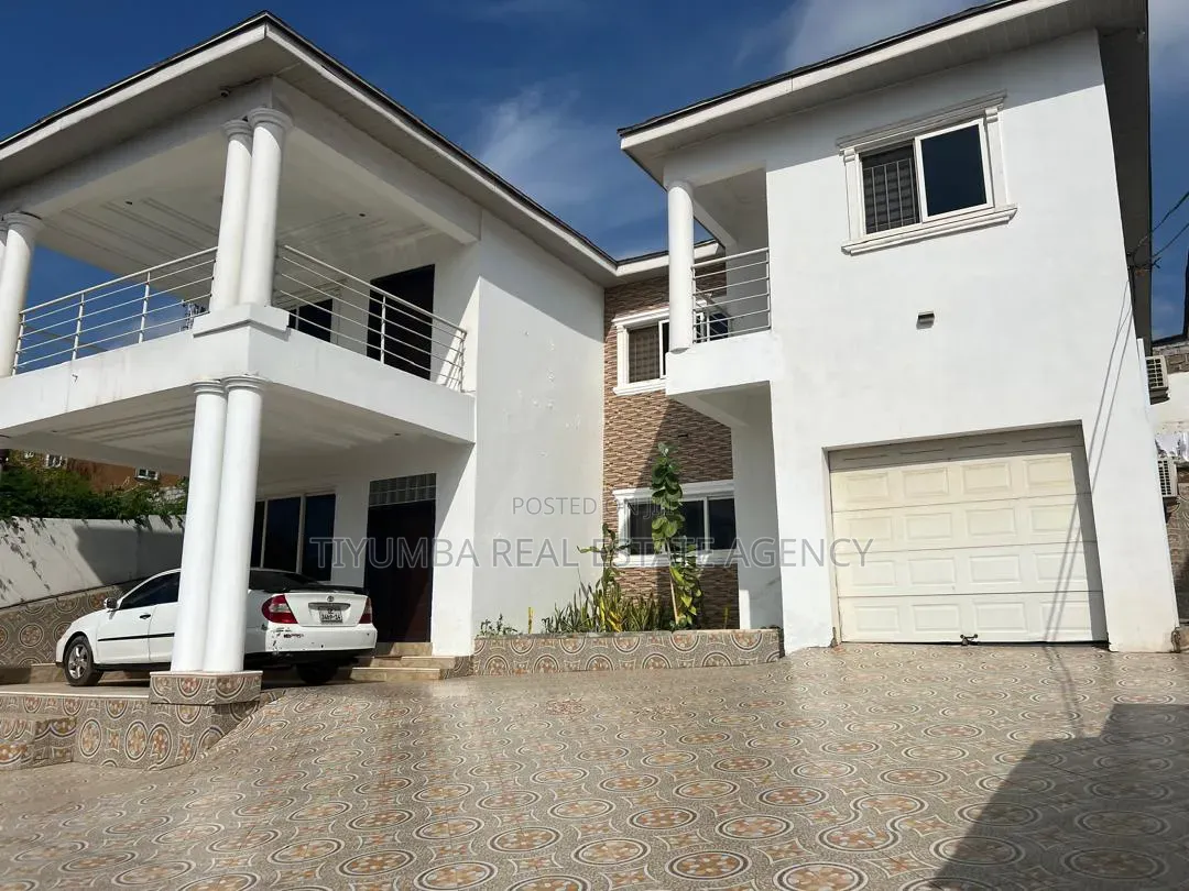 Furnished 5bdrm House in Tiyumba Real Estate, School Area for sale in School Area
