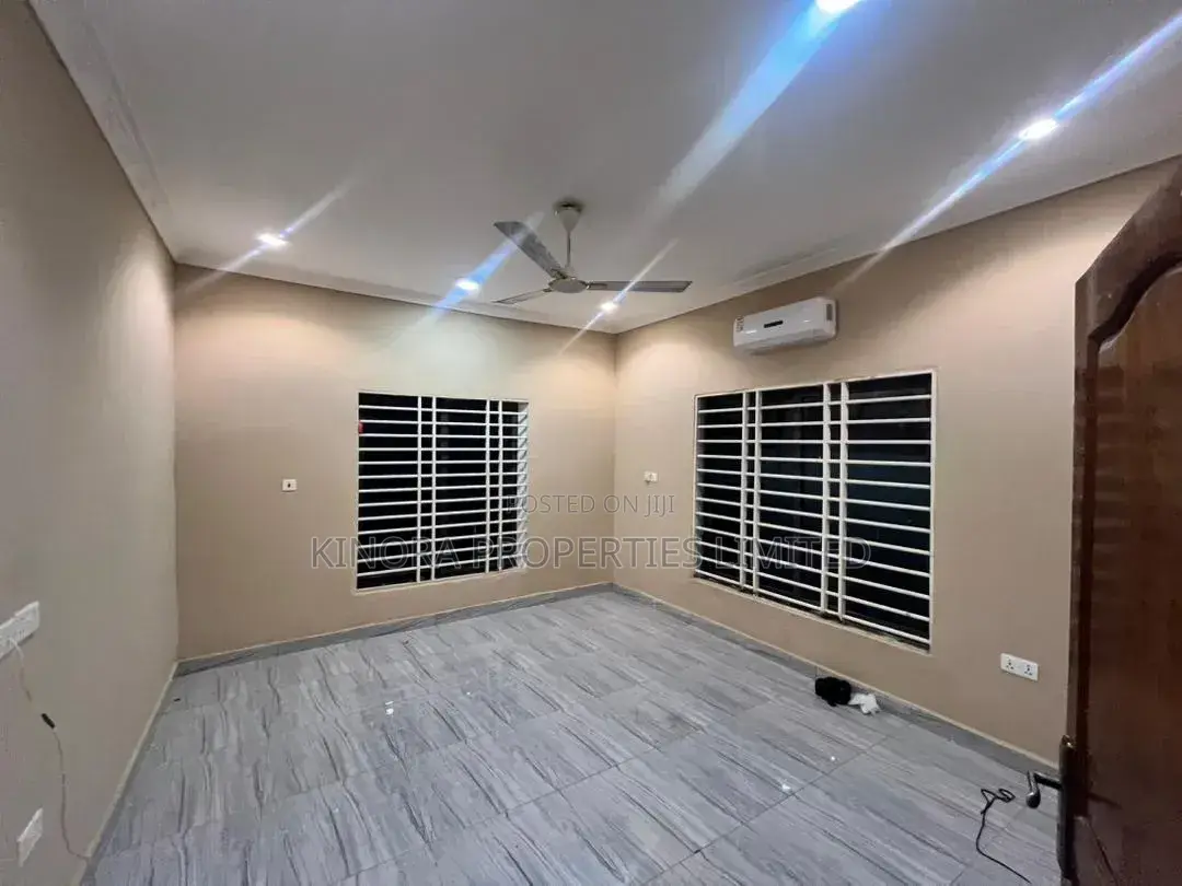 2bdrm Bungalow in West Trassaco, Accra Metropolitan for rent in Accra Metropolitan