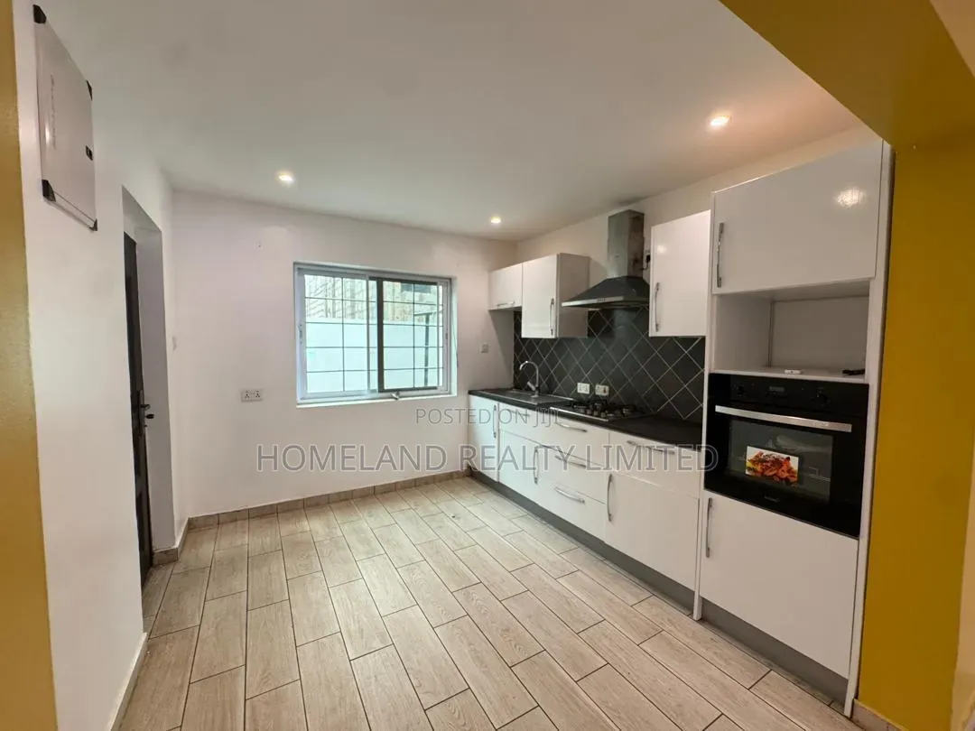 2bdrm Townhouse / Terrace in East Legon Hills, Accra Metropolitan in Accra Metropolitan