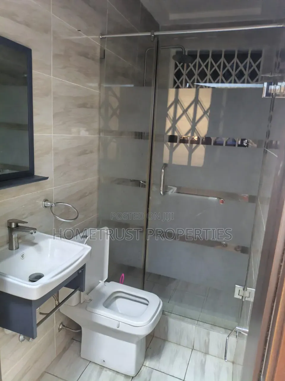 4bdrm Duplex in Tesano Garden Area, Papaye for rent in Papaye