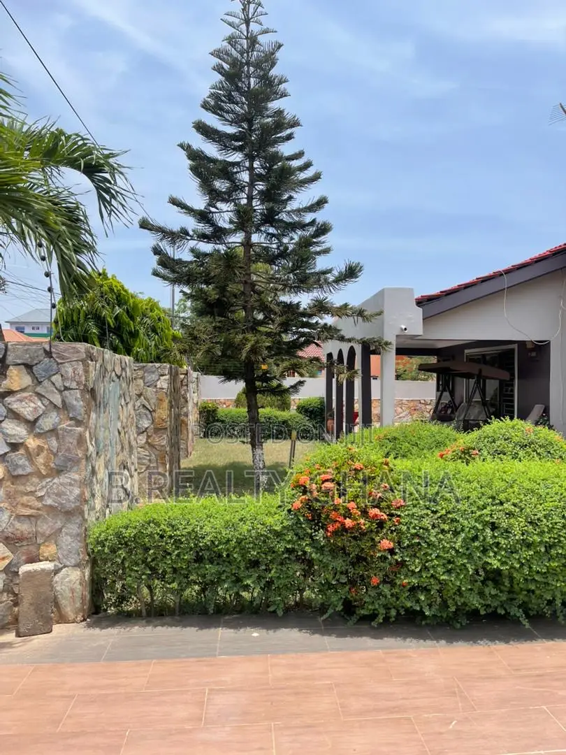 4bdrm House in Manet Estate, Spintex for sale in Spintex