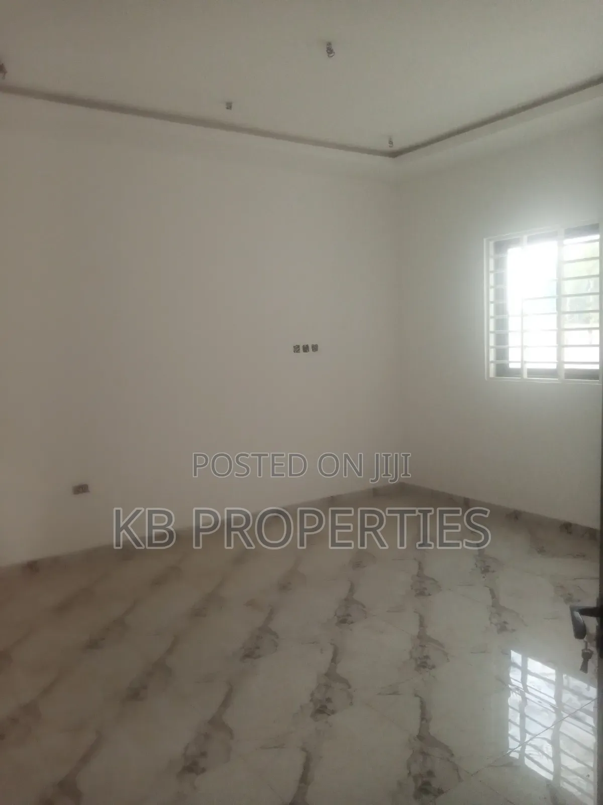 4bdrm Duplex in Kb Properties, Baatsona Total for sale in Baatsona Total