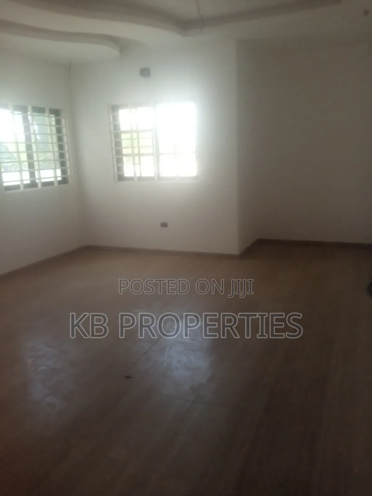 4bdrm Duplex in Kb Properties, Baatsona Total for sale in Baatsona Total