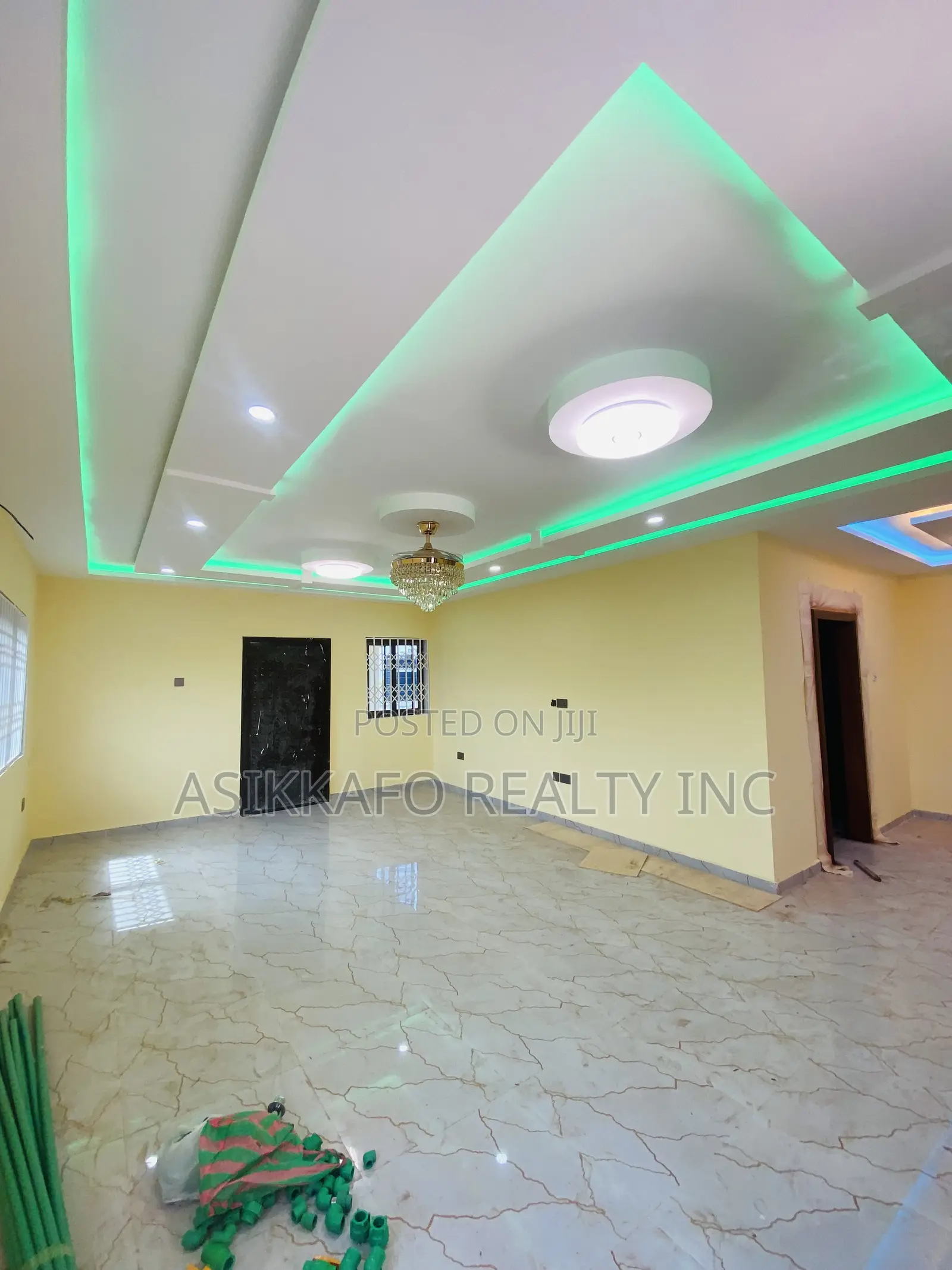 3bdrm Apartment in Manet-Agblezaa, Spintex for rent in Spintex