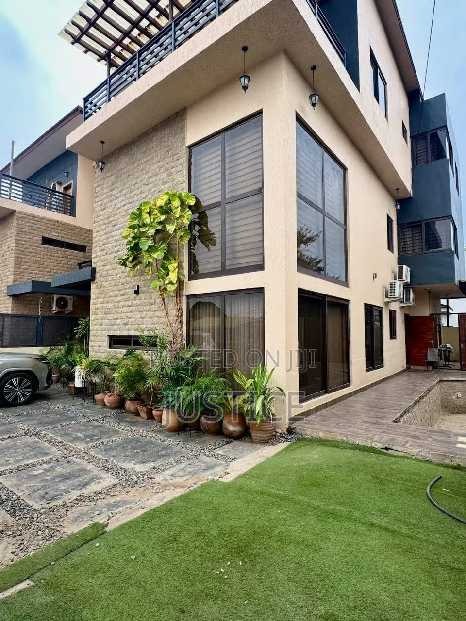 4bdrm House in Cantonments, US Embassy Area for sale in US Embassy Area