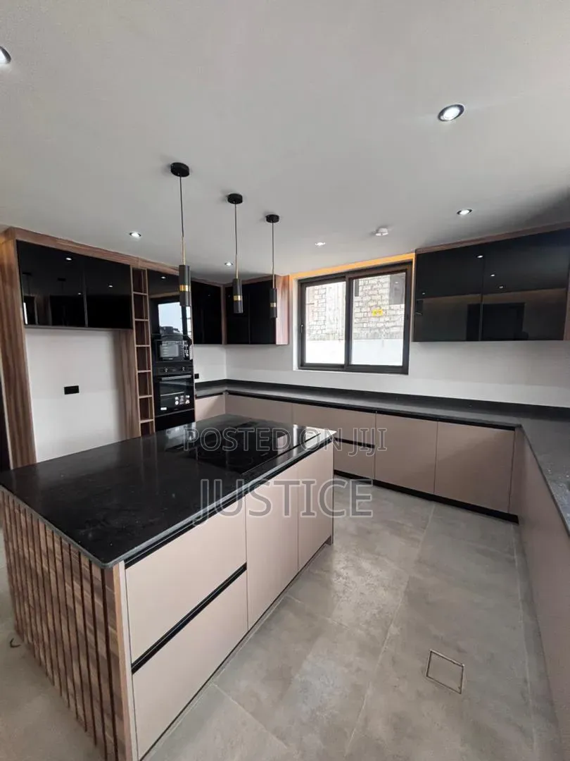 4bdrm House in Cantonments, US Embassy Area for sale in US Embassy Area