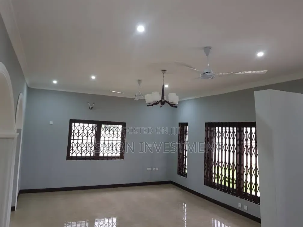 4bdrm House in Lesmon Investments, Oyarifa Mall Area for sale in Oyarifa Mall Area