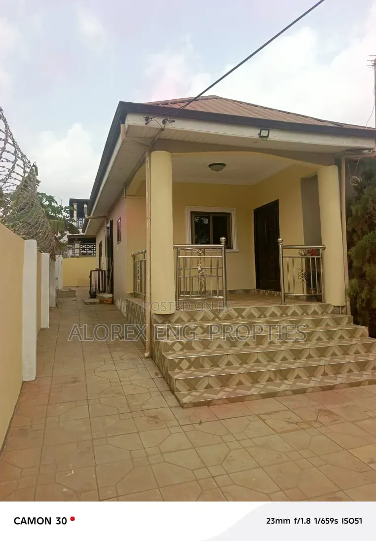 3bdrm House in Amrahia, Frafraha for sale in Frafraha
