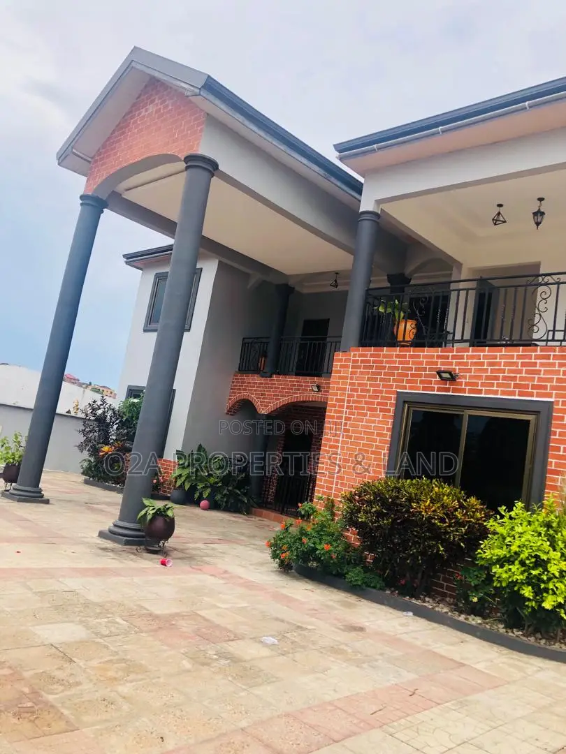 6bdrm House in Blue Cross, Bullemin for sale in Bullemin