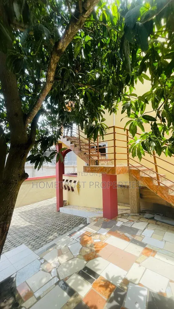 3bdrm Apartment in Kwabenya Acp for rent in Kwabenya