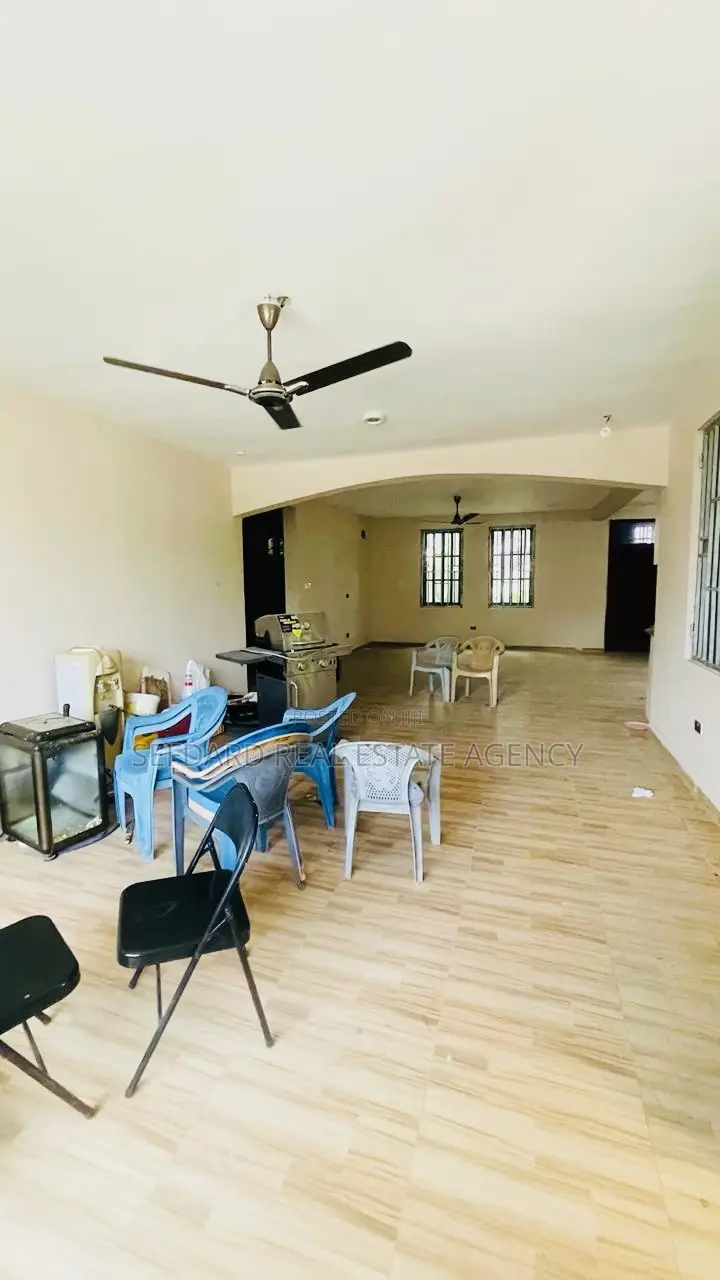 5bdrm House in Sefdard Properties, Kwabenya for rent in Kwabenya