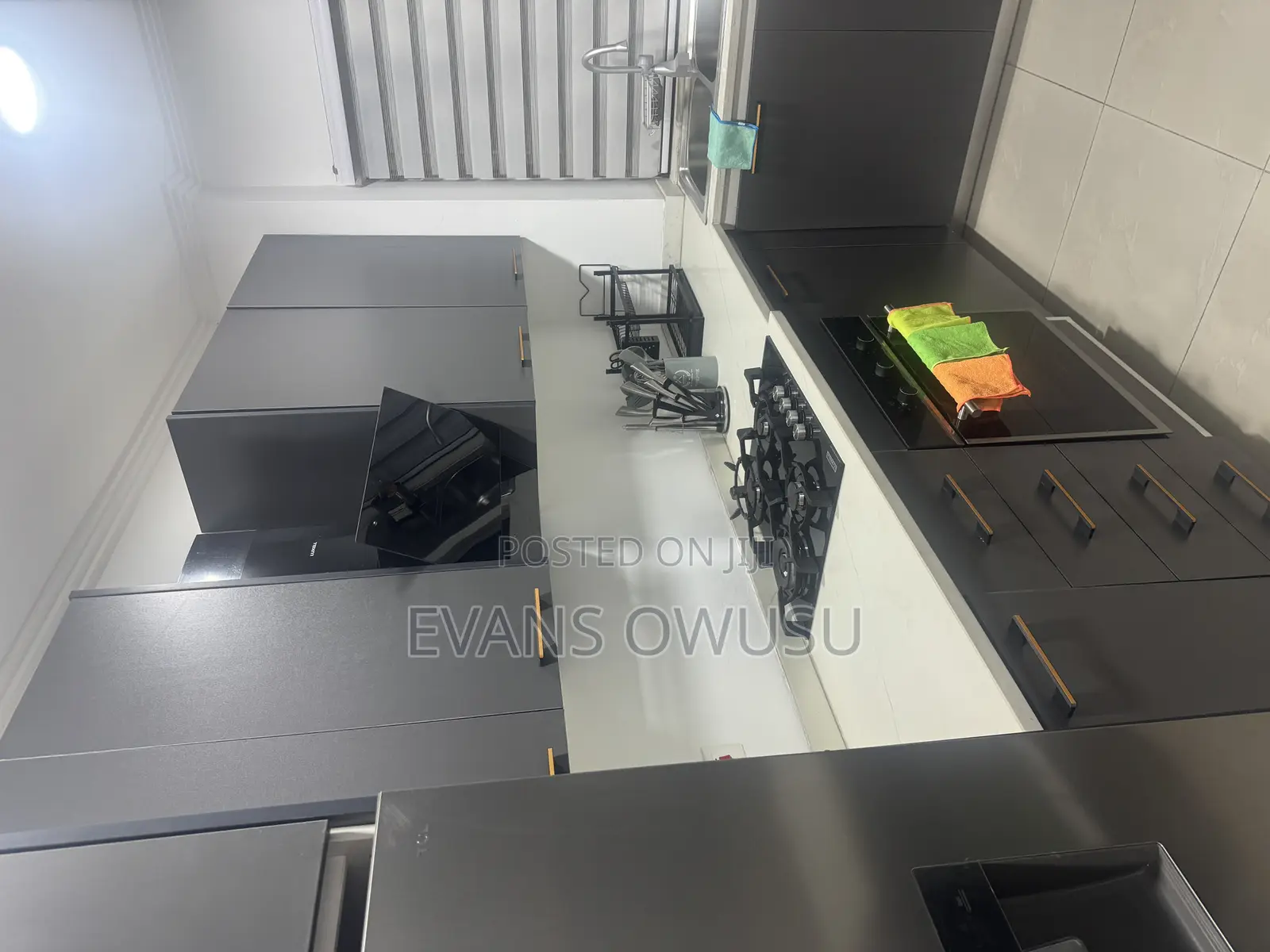 Furnished 1bdrm Apartment in Raha Soldi, Market for rent in Market