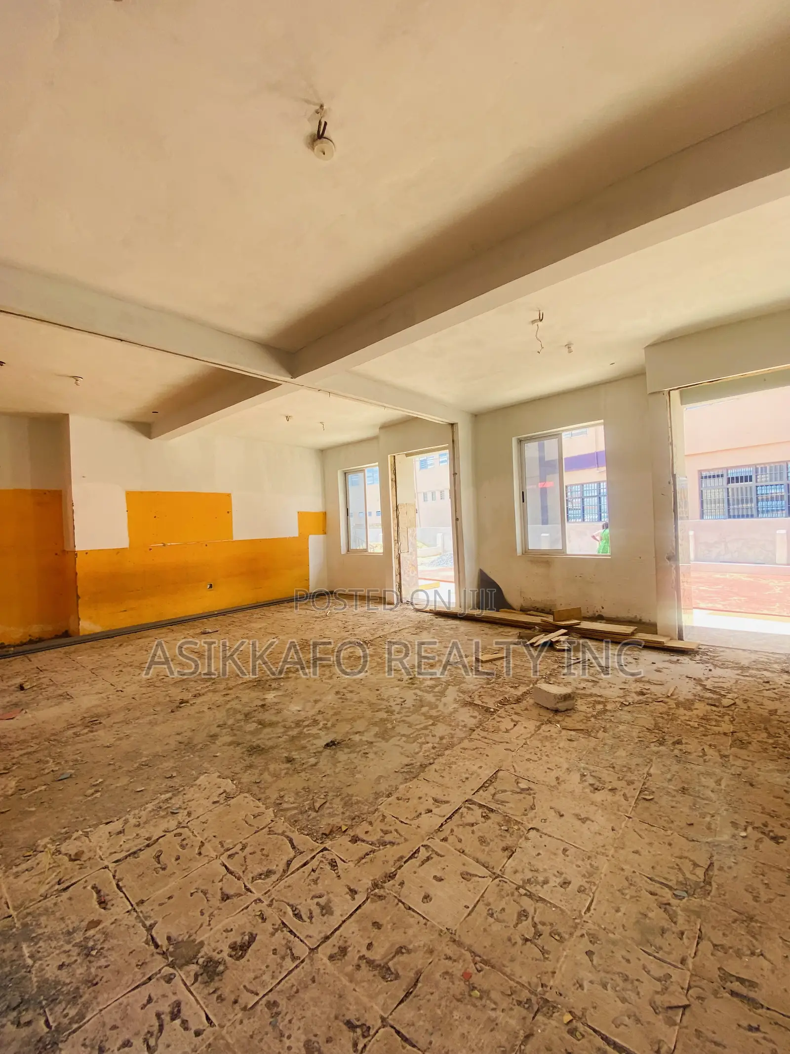 Avenue Ideal for Offices, School, Restaurant Rent/Sale in Spintex Road in Spintex