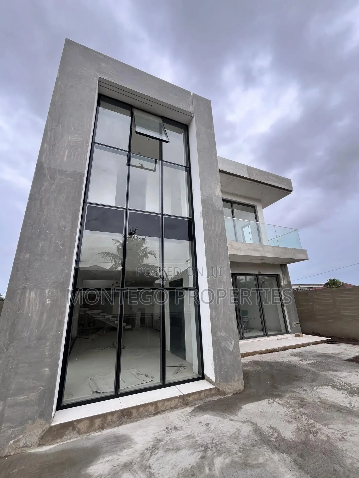 4bdrm House in Adjiringanor, East Legon for sale in East Legon