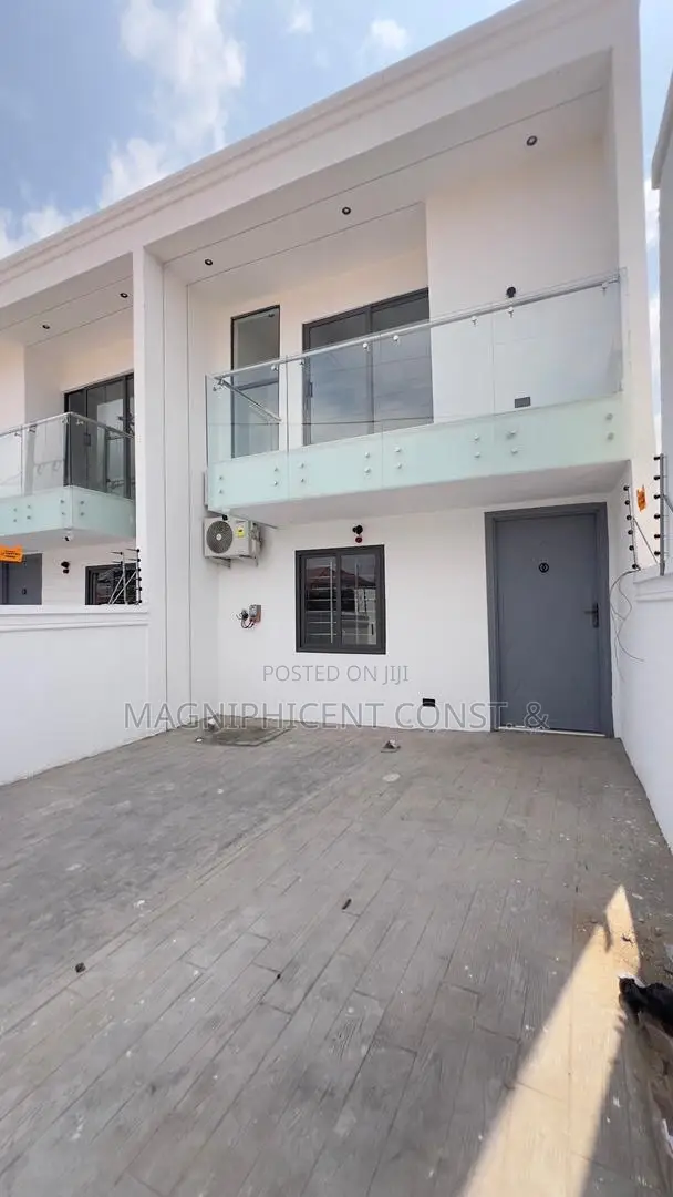 2bdrm Duplex in Magniphicent Estates, Ashaley Botwe for sale in Ashaley Botwe