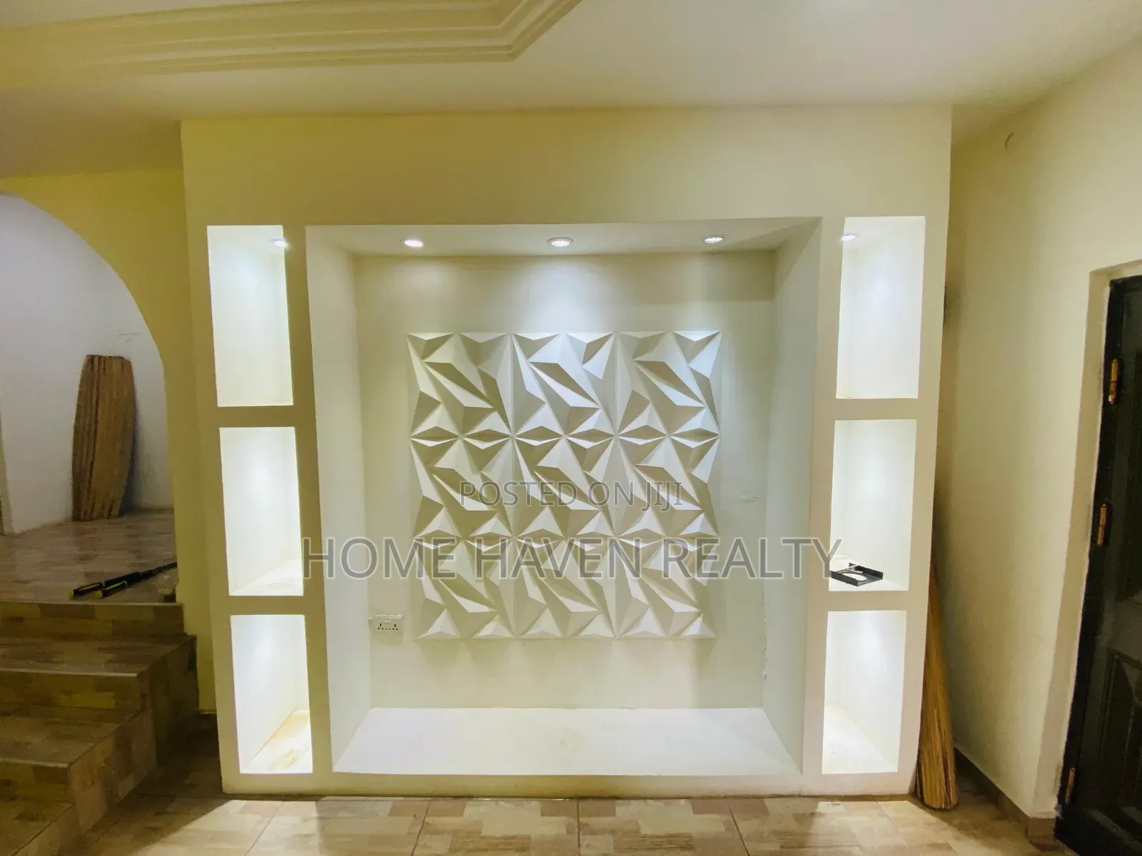 5bdrm House in Westland, Medifem Area for rent in Medifem Area