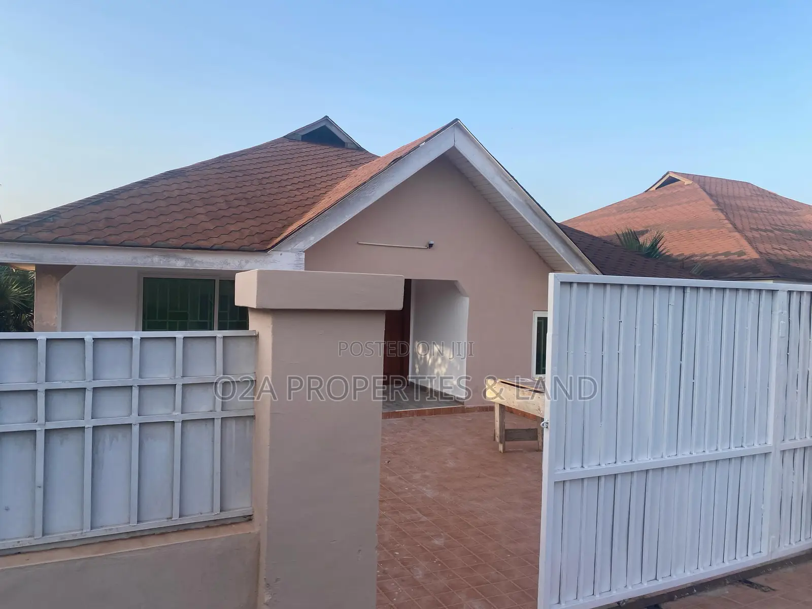 Furnished 3bdrm House in Amrahia, Barrier for rent in Barrier