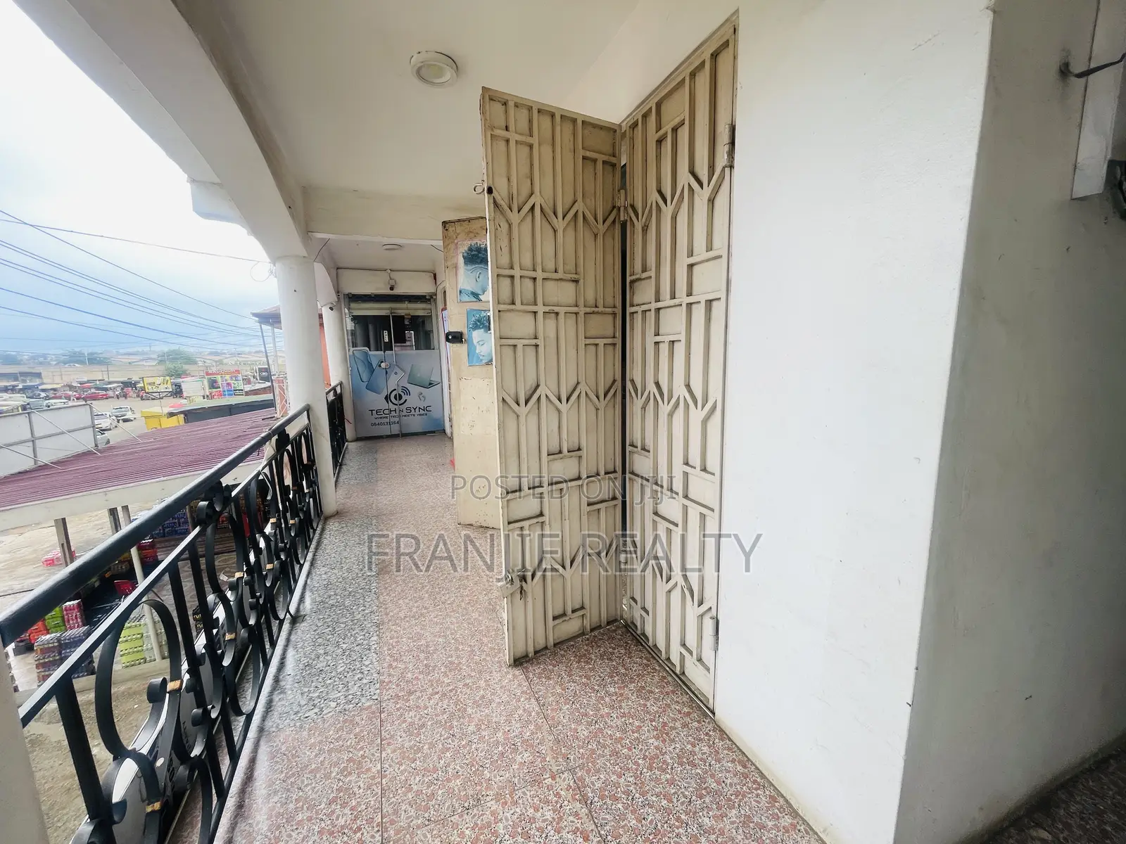 Double Shop for Rent at Mallam. in Mallam