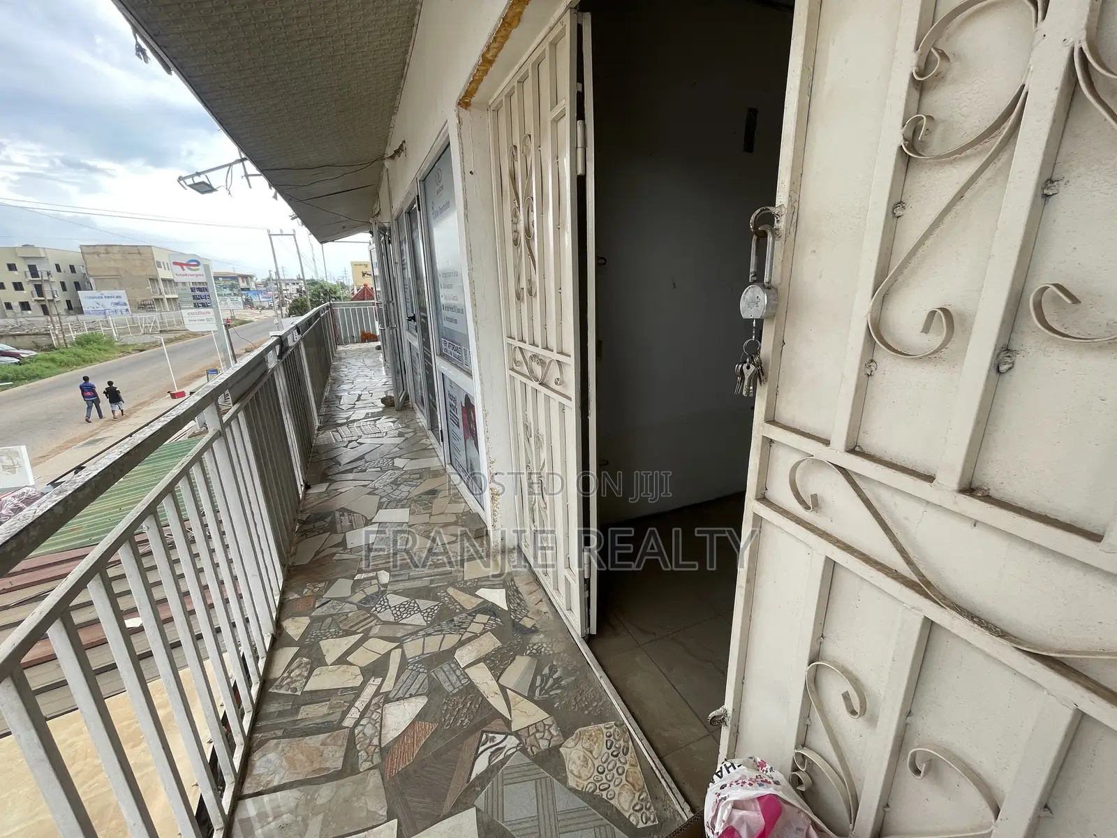 Double Shop for Rent at Mallam Gbawe in Mallam