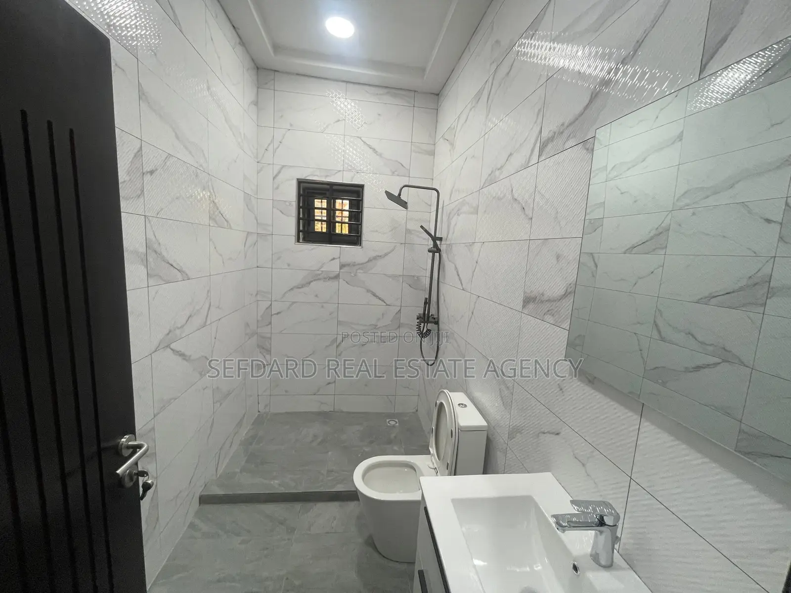 3bdrm Duplex in Sefdard Properties, Dome for rent in Dome