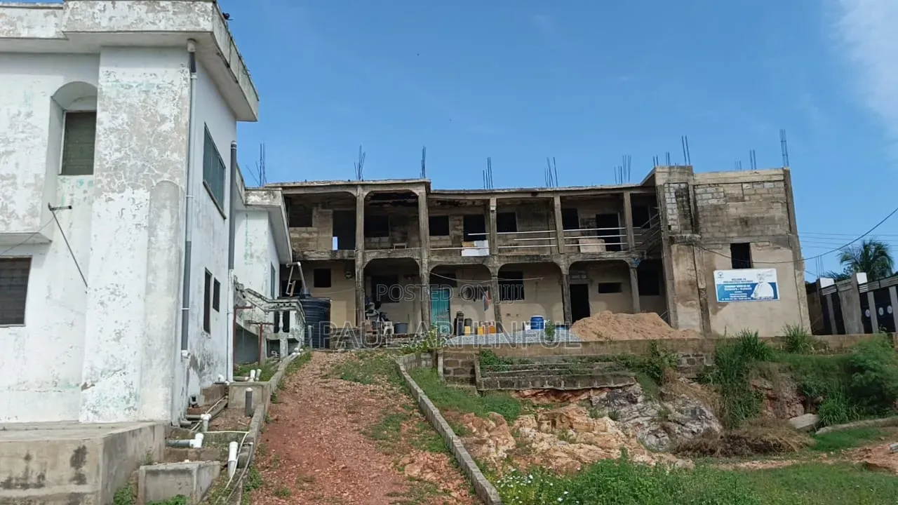 Lands and Houses in Awutu Senya East Municipal