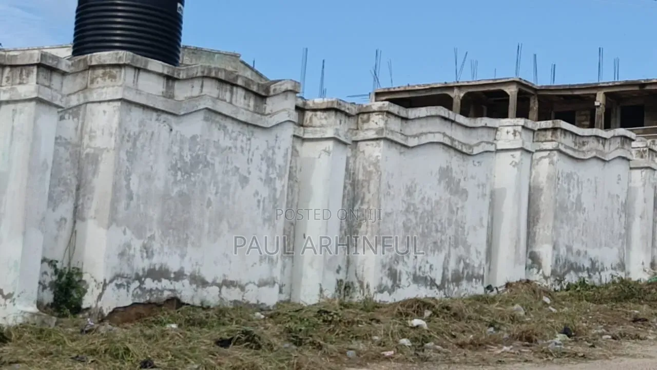 Lands and Houses in Awutu Senya East Municipal