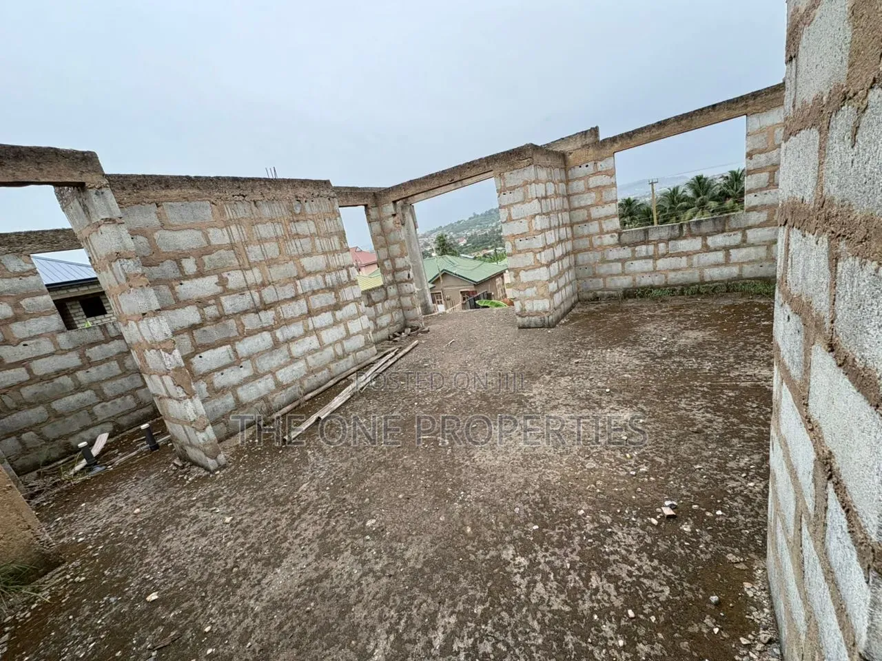 9bdrm Duplex in Nsawam Sekyikrom for sale in Nsawam Adoagyiri Municipal