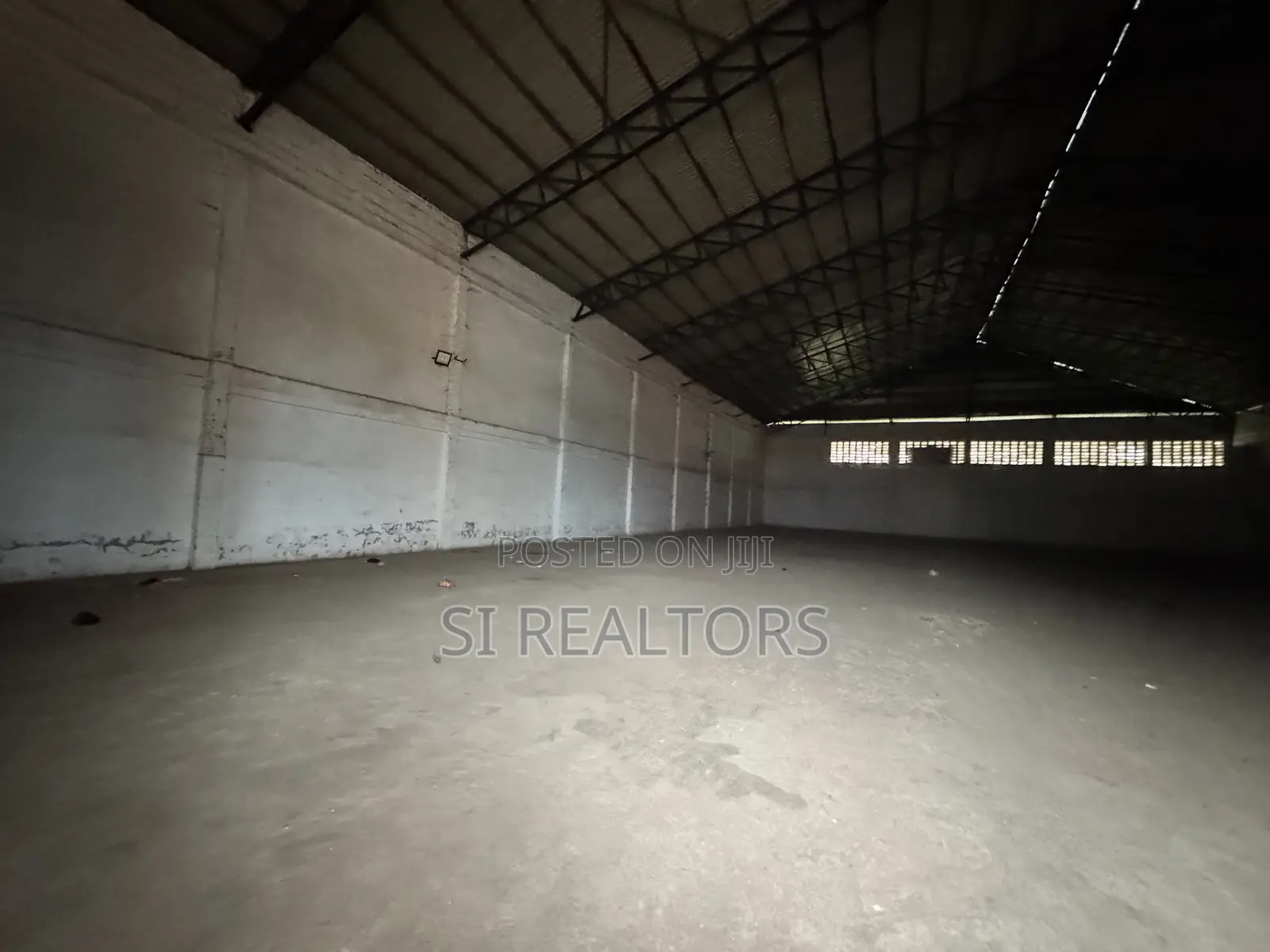 1,500sqm Warehouse in Spintex in Coca Cola