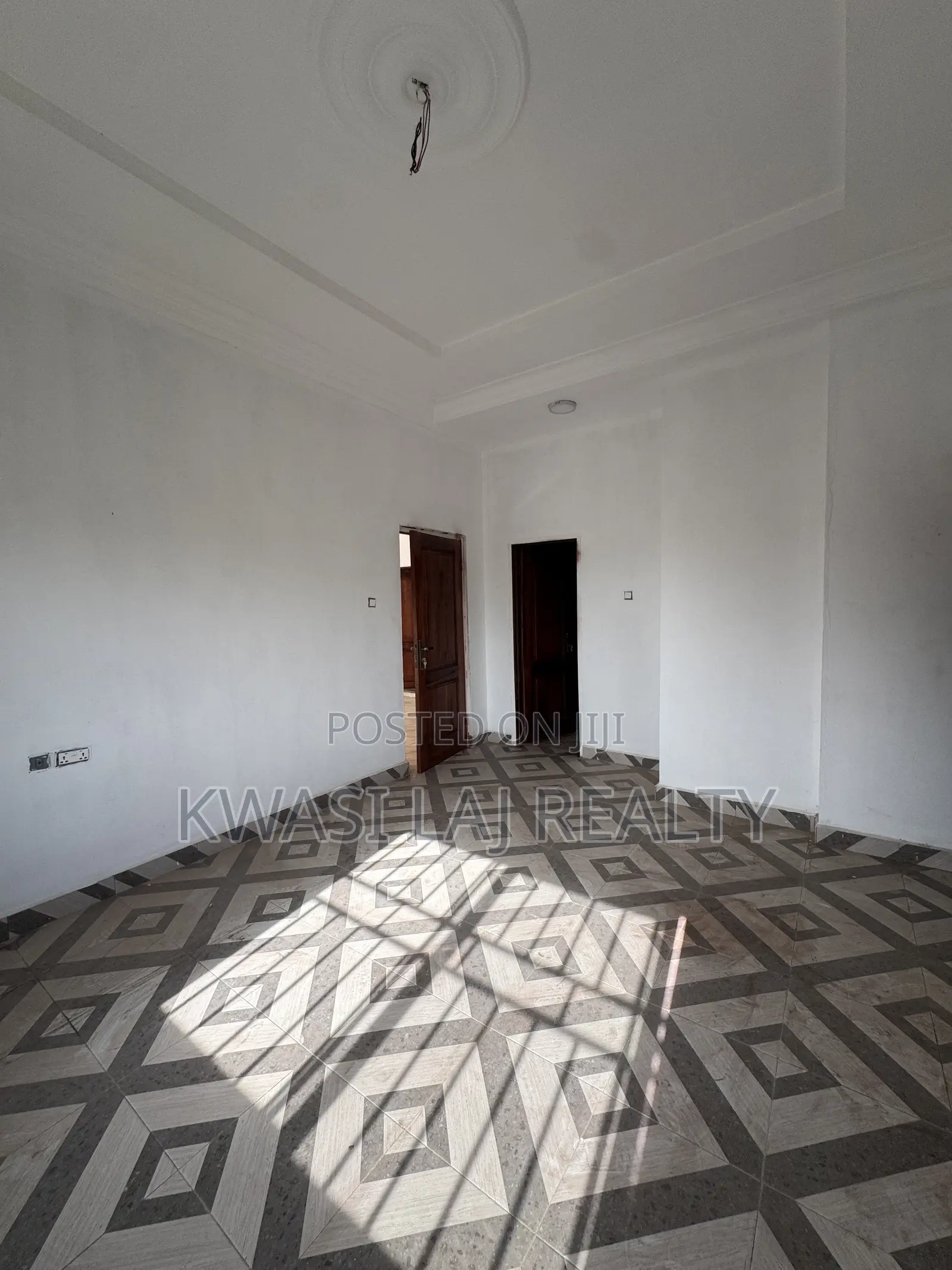 2bdrm Apartment in Pokuase Whitehouse for rent in Pokuase