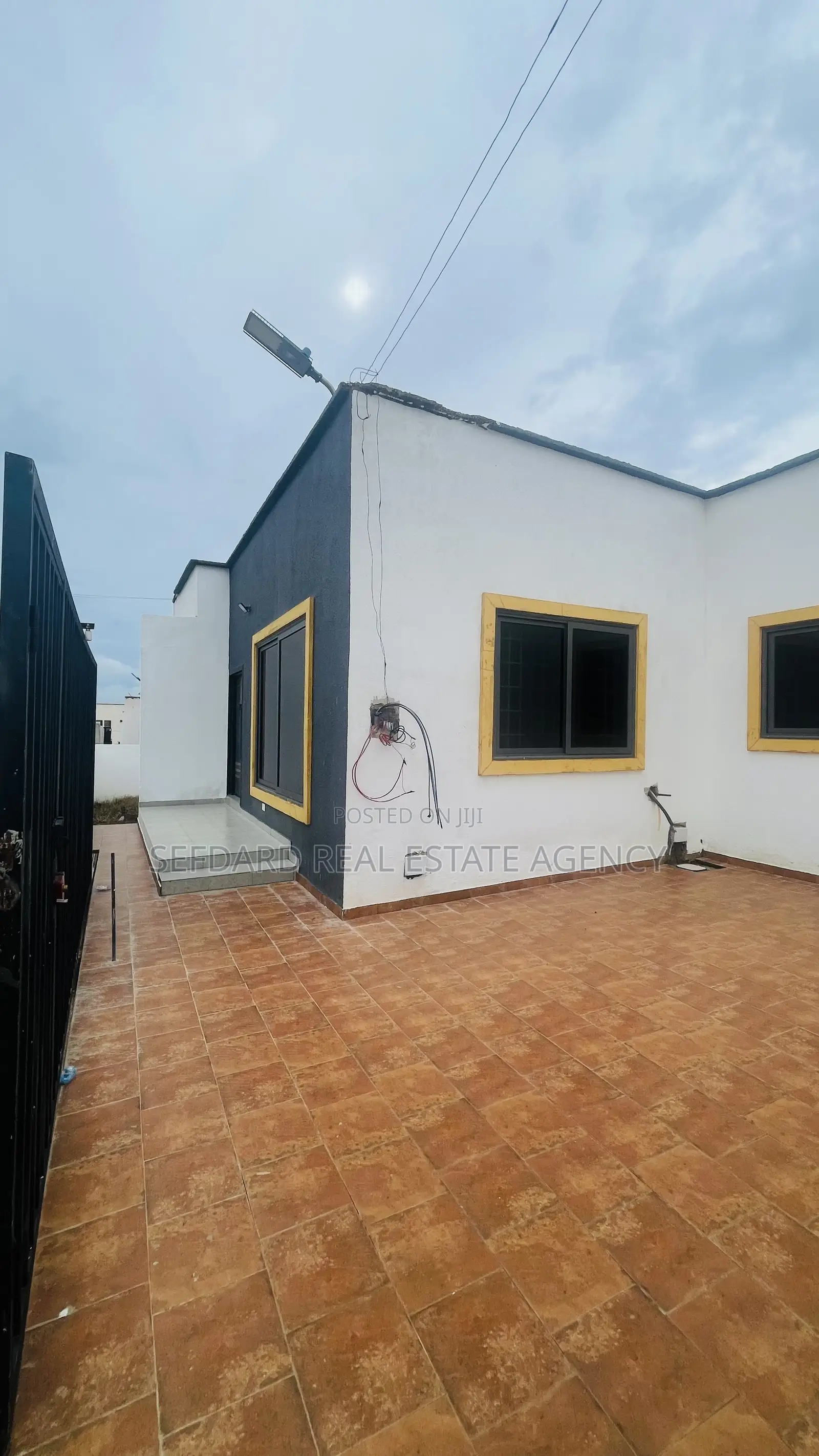 3bdrm House in Sefdard Properties, Amasaman for sale in Amasaman