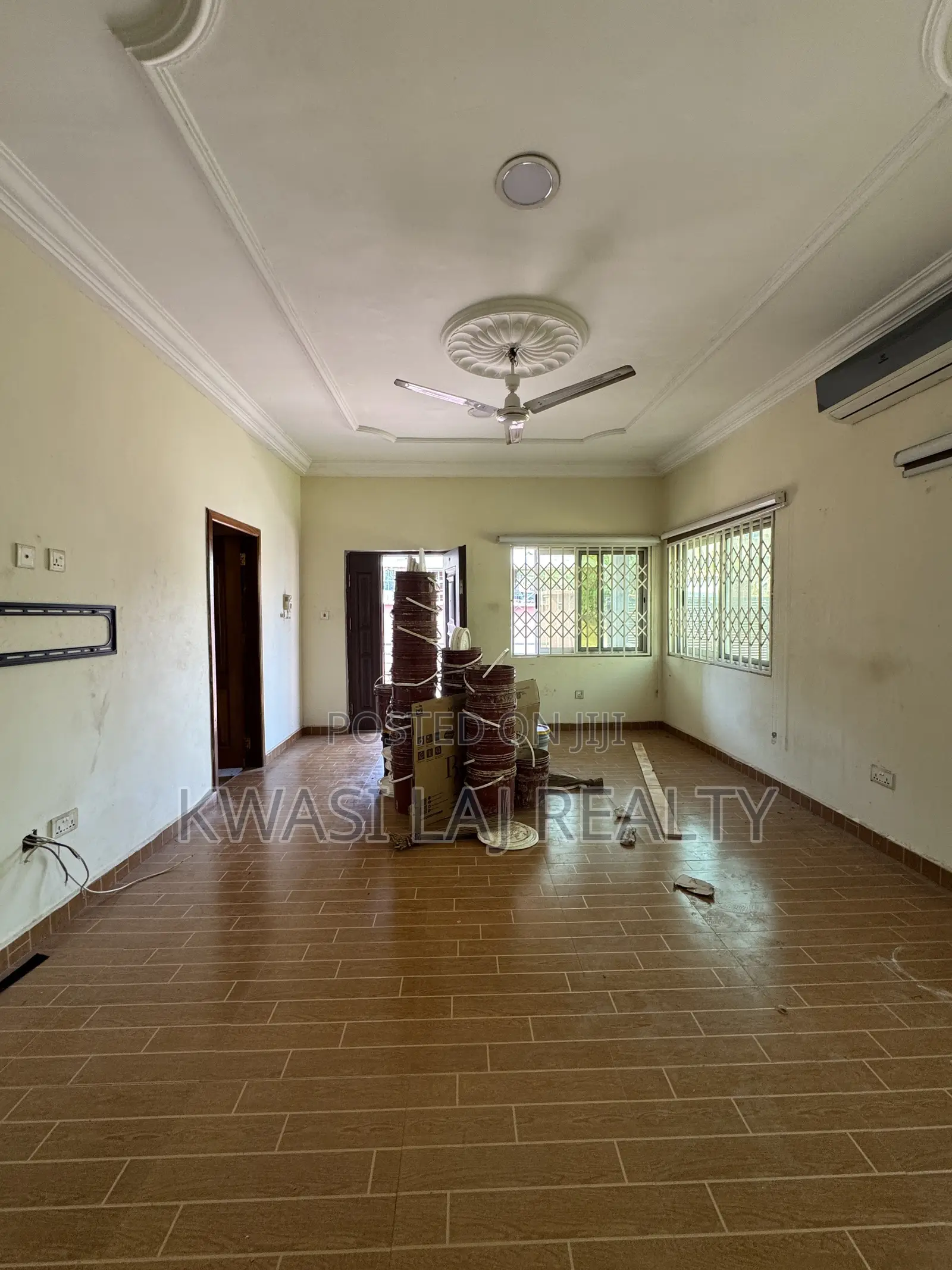 2bdrm House in Pokuase Highway for rent in Pokuase