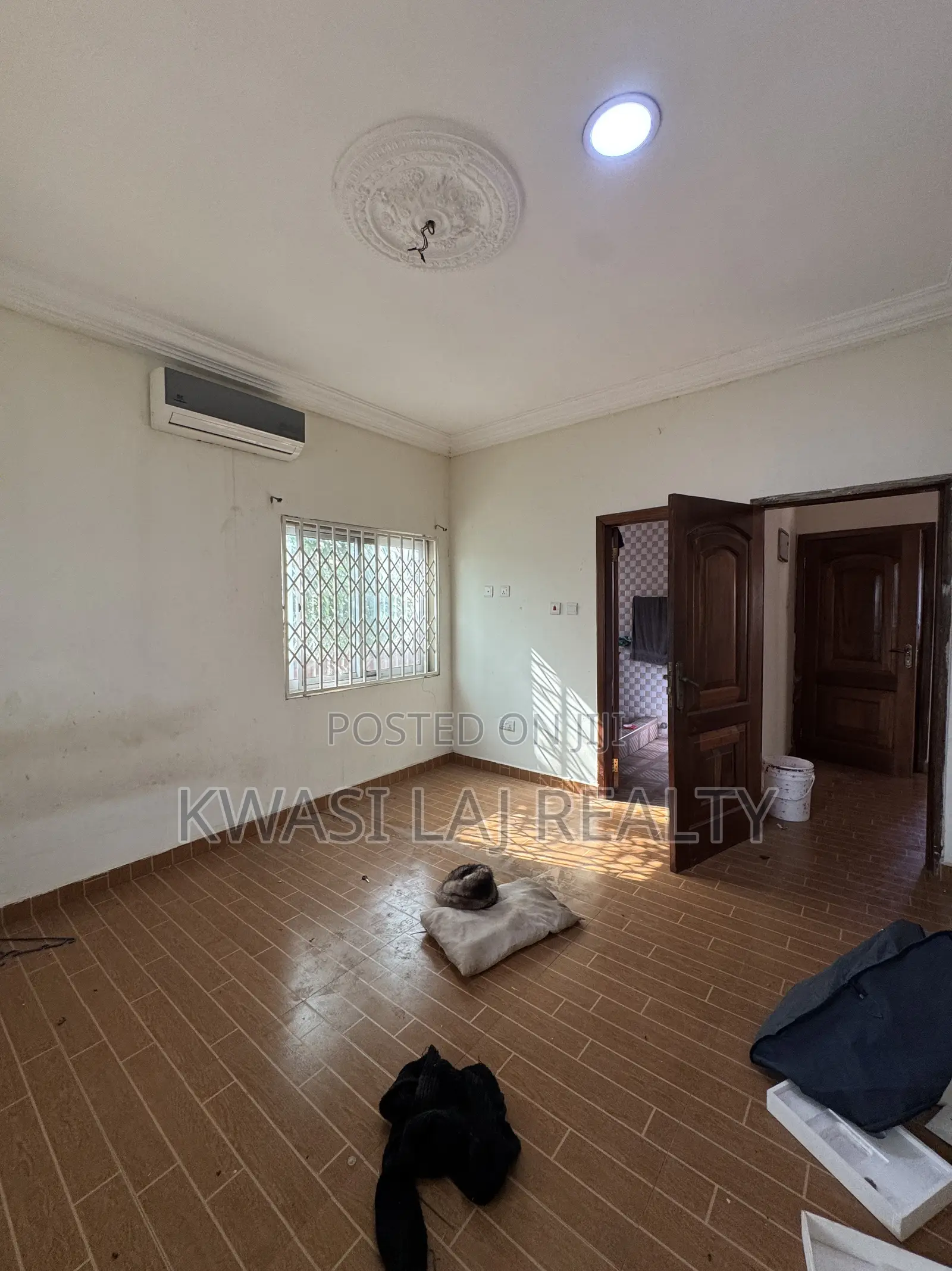 2bdrm House in Pokuase Highway for rent in Pokuase