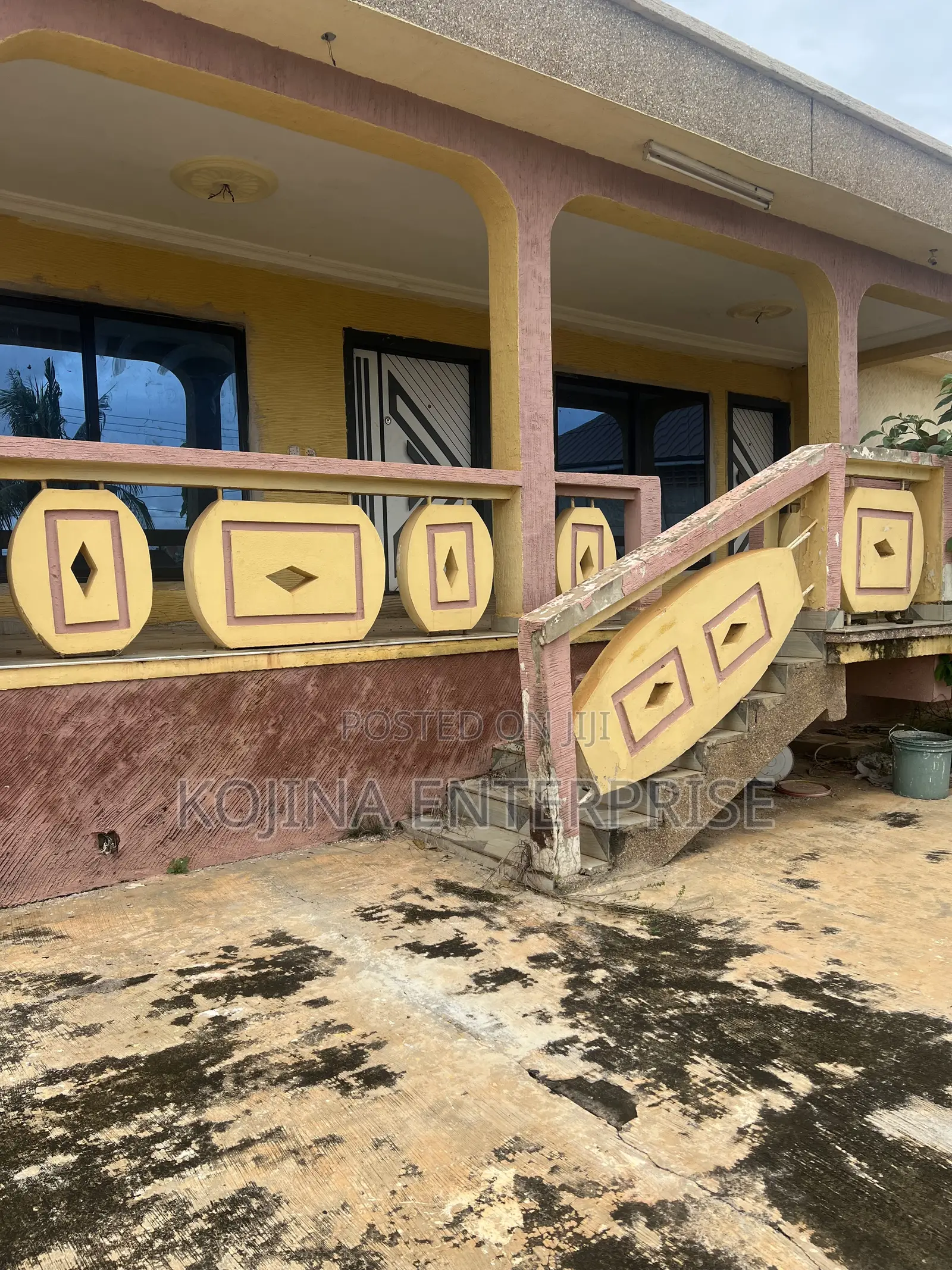 5bdrm House in Abrepo, Kumasi Metropolitan for sale in Kumasi Metropolitan