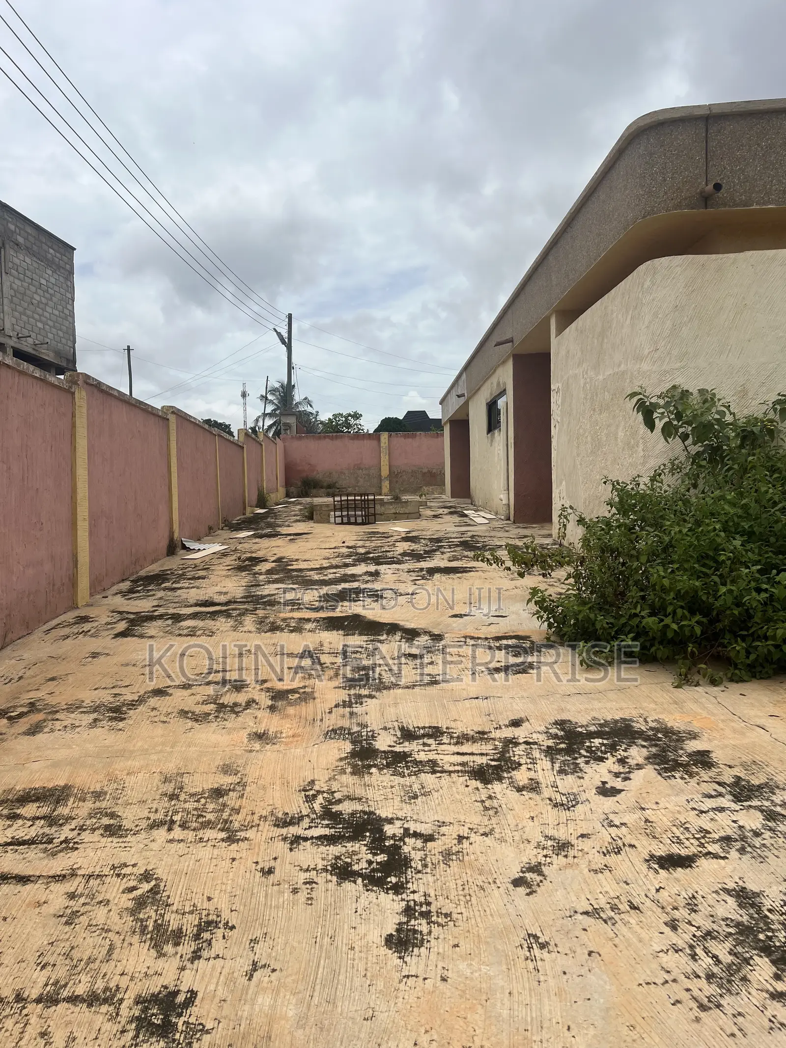 5bdrm House in Abrepo, Kumasi Metropolitan for sale in Kumasi Metropolitan
