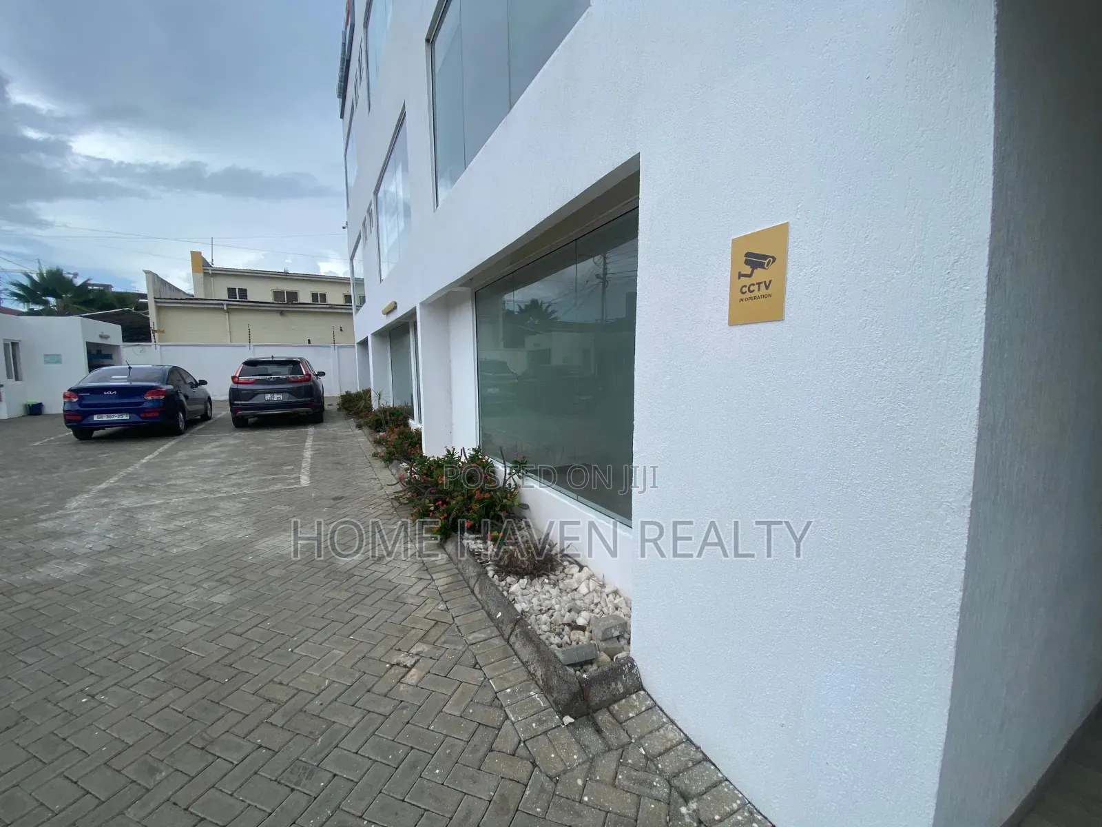 500 Square Meter Office Space for Rent at Labone in Coffee Shop Area