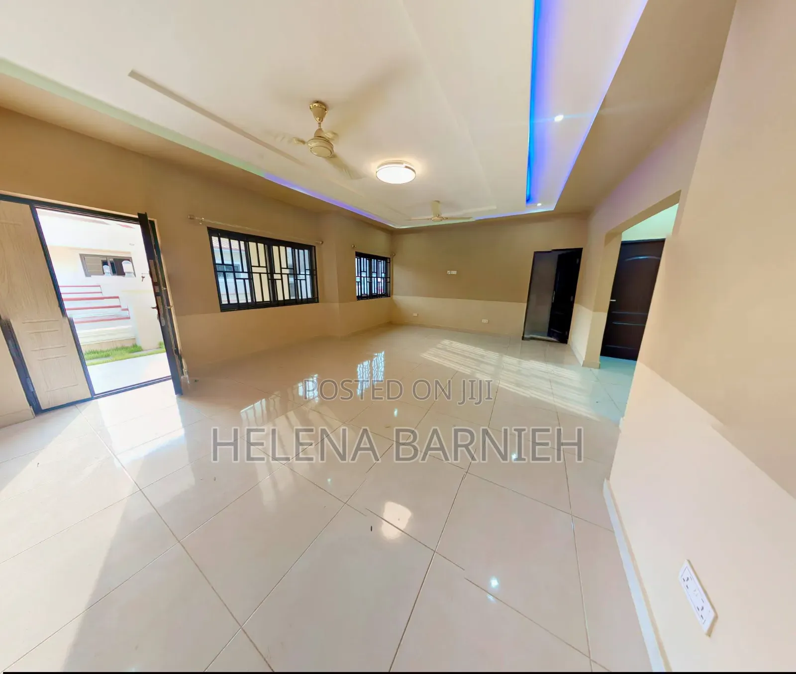 3bdrm House in Helena Estate Agency, The Mall for rent in The Mall