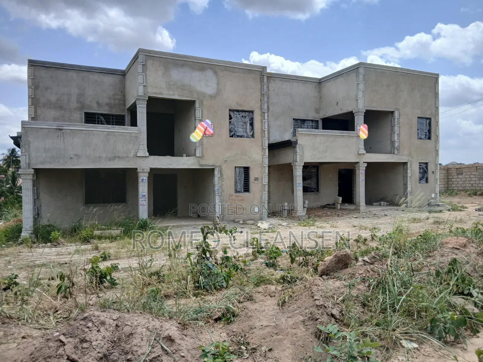 4bdrm Duplex in Atonsu Aputuogya, Kumasi Metropolitan for sale in Kumasi Metropolitan