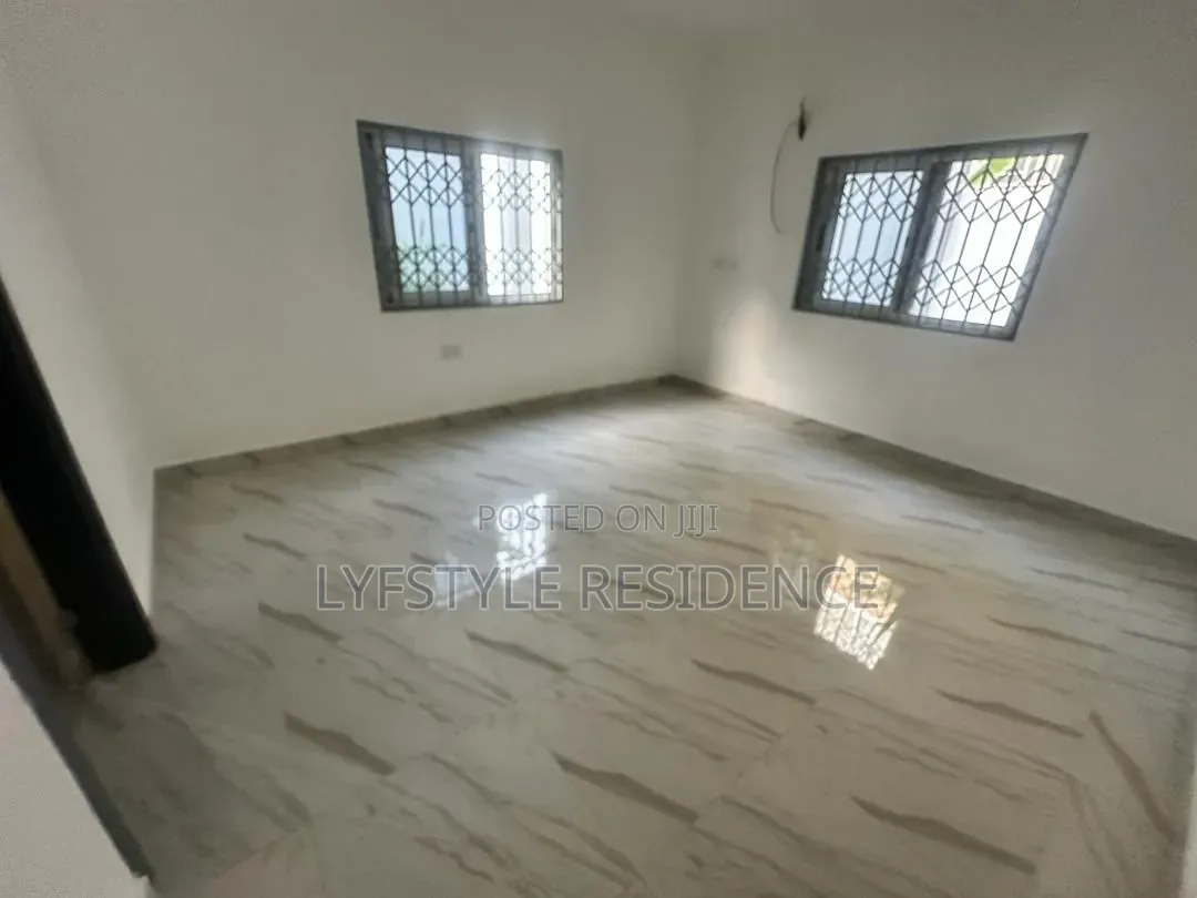 3bdrm House in Kwabenya for sale in Kwabenya