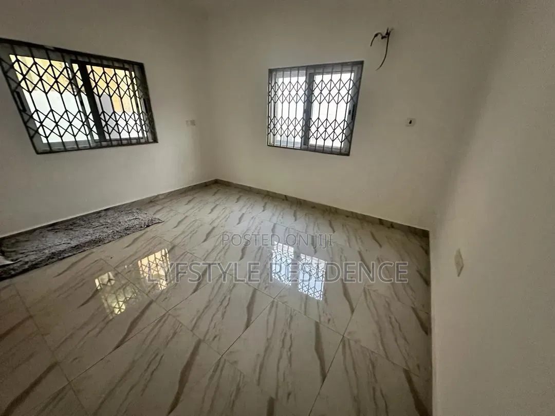 3bdrm House in Kwabenya for sale in Kwabenya